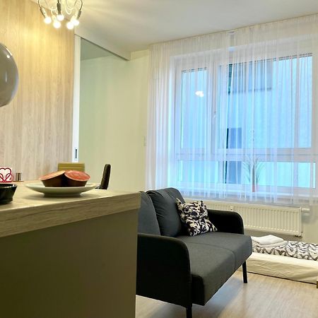 Explore Bratislava Ngoại thất bức ảnh